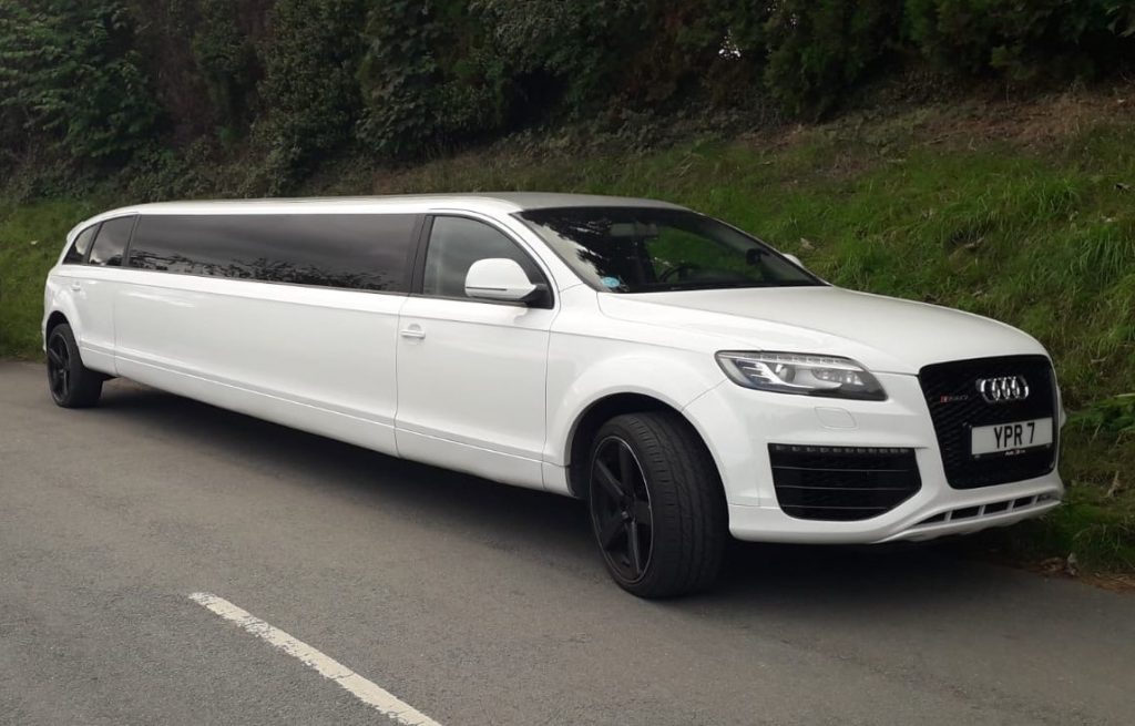 Audi Q7 Limo