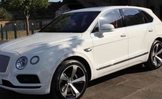 Bentley Bentayga Executive Car hire