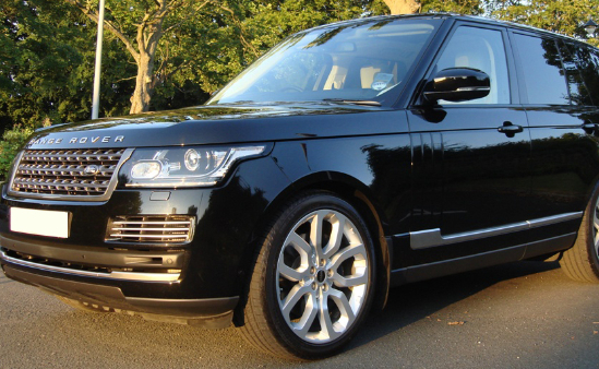 Range Rover Vogue Executive Car Hire