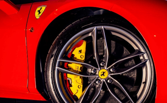 Ferrari 488 Spyder Wedding Car Hire London